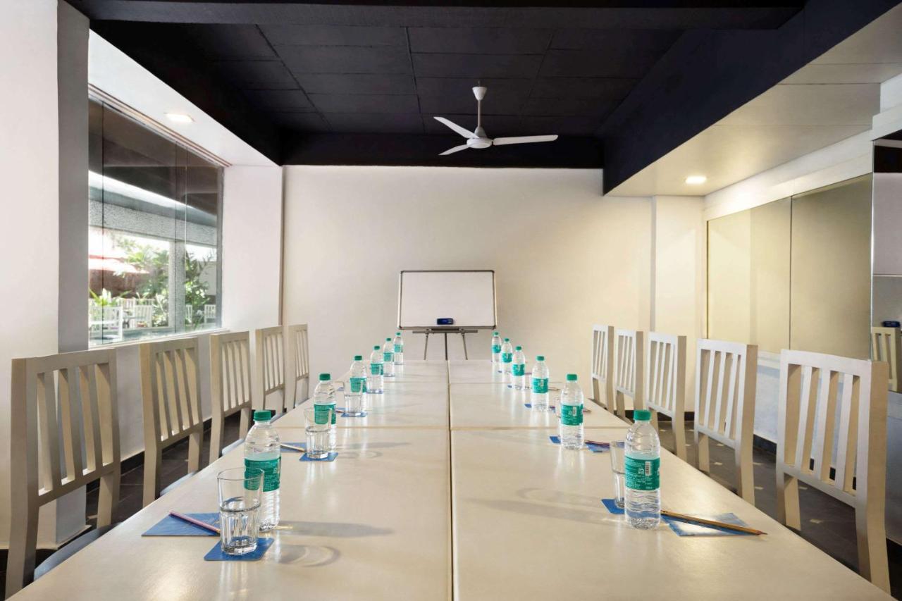 Days Inn & Suites By Wyndham Bengaluru Whitefield Экстерьер фото