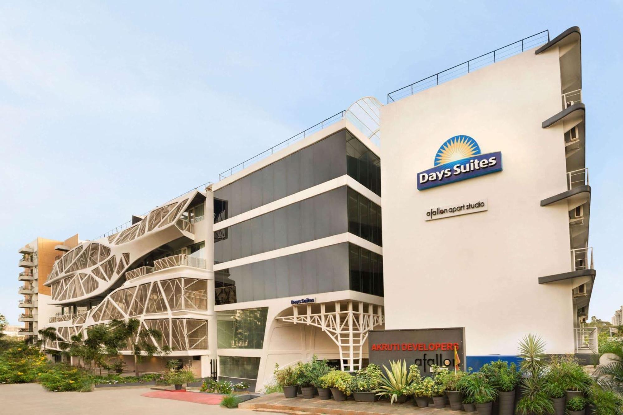 Days Inn & Suites By Wyndham Bengaluru Whitefield Экстерьер фото