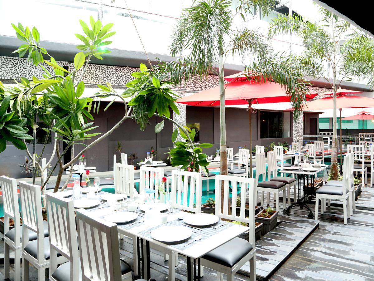 Days Inn & Suites By Wyndham Bengaluru Whitefield Экстерьер фото