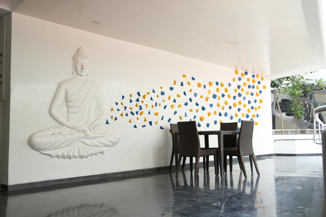 Days Inn & Suites By Wyndham Bengaluru Whitefield Экстерьер фото